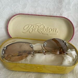 Brighton Rectangular Wire Frame Sunglasses With Case Like New, no scratches